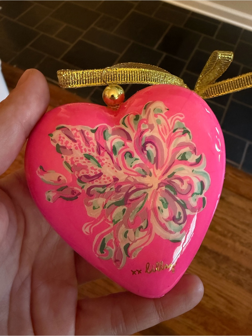 Lilly Pulitzer Set of 3 Christmas Ornaments Heart & Ball Ornaments w/ Box - Picture 3 of 4
